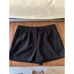 H&M Black Pleated Shorts Womens Size 10 Business Casual Career‎